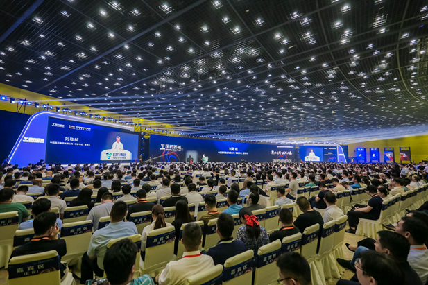 2023年9月10日至11日，AG（中国）
党委书记、董事长刘敬桢出席2023中国医疗器械产业峰会暨AG（中国）器械生态大会并作大会开幕致辞。河南省人民政府副省长刘尚进，中国科学院院士、海南大学校长骆清铭，郑州市委副书记、市长何雄出席。.jpg